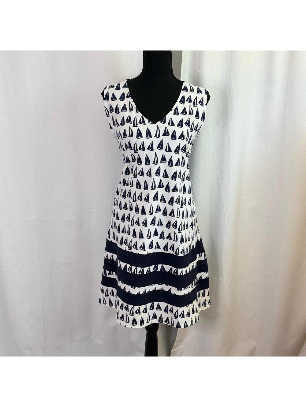 Duffield Lane Sleeveless V-Neck Dress with Navy Sailboat Print Size XL